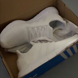 Adidas Swift Run